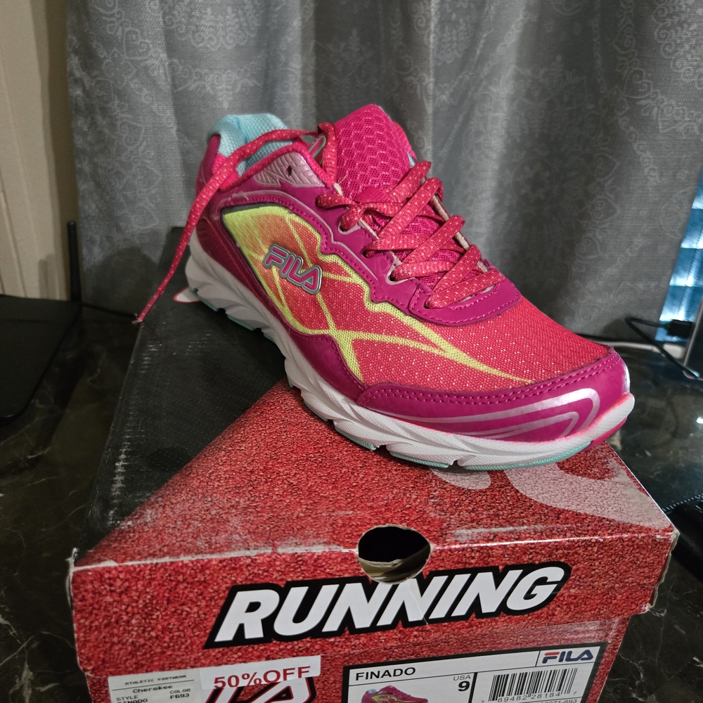 Fila Dynamic Pink and Yellow Sneakers